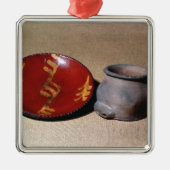 Redware-beker en -schaal, c.1780 metalen ornament (Voorkant)