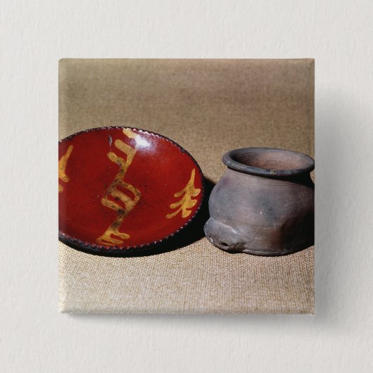 Redware-beker en -schaal, c.1780 vierkante button 5,1 cm (Voorkant)