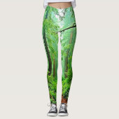 Redwood Forest Misty Tranquility Ontwerp Leggings (Voorkant)