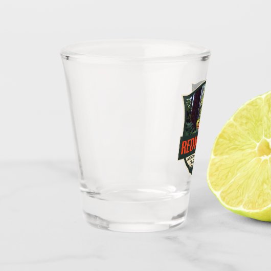 Redwood National Park Illustratie Retro Badge Shot Glas (Links)