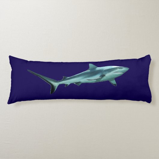 Reefshark - Abstract Design - Knip uit een foto | Lichaamskussen (Voorkant)