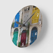 Reeks kleurrijke voordeuren op Malta Ronde Klok (Hoek)