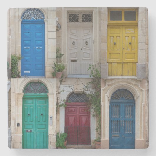 Reeks kleurrijke voordeuren op Malta Stenen Onderzetter (Voorkant)