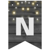 reeks partijlichten op zwart hout vlaggetjes (Derde vlag)