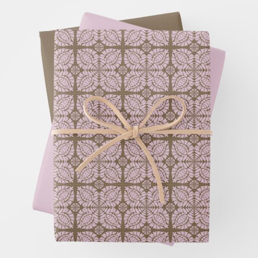 Reeks roze en bruin omlooppapier van 3 inpakpapier vel (In situ)