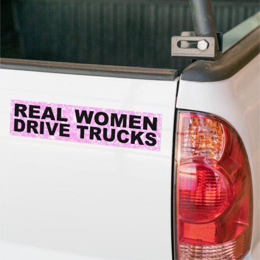 REËLE VROUWEN BESTUURDERS BUMPERSTICKER (Op Truck)