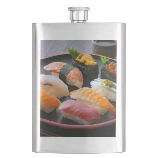 Refined Pour – Elegant Round Sushi Flask Flacon