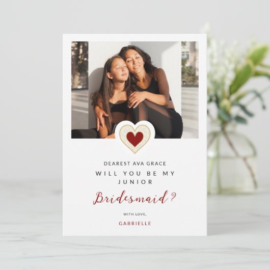 Refined Red Lace Heart Photo Jr Bridesmaid Kaart (Staand voorkant)