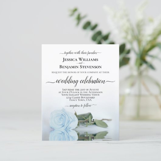 Reflecterende Dusty Blue Roos BUDGET Wedding Invit (Staand voorkant)