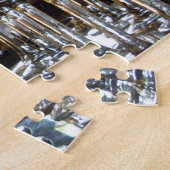 Reflecterende lichte wijnglazen in rijen legpuzzel (Zijkant)