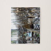 Reflecterende lichte wijnglazen in rijen legpuzzel (Verticaal)