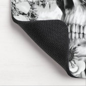 Reflectie. Florale landschapskull. Muismat (Hoek)