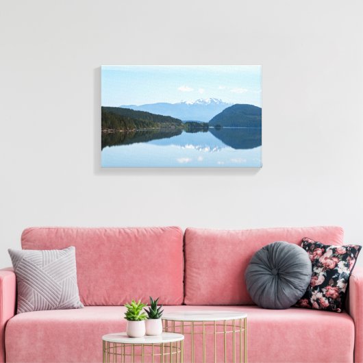 Reflectie in een meer - Vancouver-eiland in Canada Canvas Afdruk (Insitu (Woonkamer))