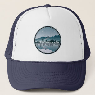 Reflectie over het Chautauqua Lake New York Trucker Pet
