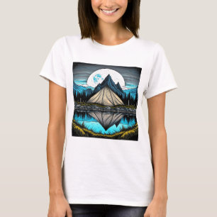 Reflectie van een tent op het meer in de bergen t-shirt