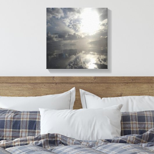 Reflecties na het Storm - Abstracte zeebaars Canvas Afdruk (Insitu (Slaapkamer))