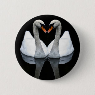Reflecties of Love, Heart Shape, White Swans Ronde Button 5,7 Cm