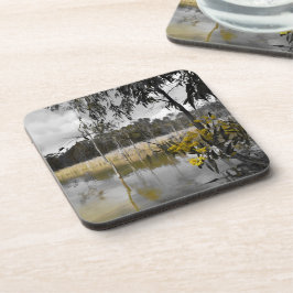 Reflecties onder de grijze hemel bier onderzetter