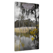 Reflecties onder de grijze hemel klembord (Rechts)