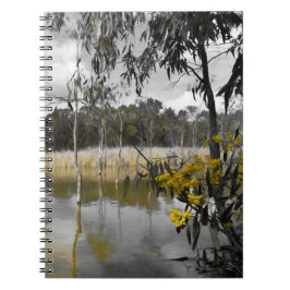 Reflecties onder de grijze hemel notitieboek