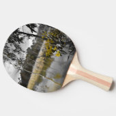 Reflecties onder de grijze hemel tafeltennisbatje (Zijkant)