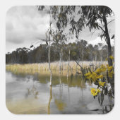 Reflecties onder de grijze hemel vierkante sticker (Voorkant)