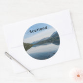 Reflecties van bergen in Loch Creran - Schotland Ronde Sticker (Envelop)