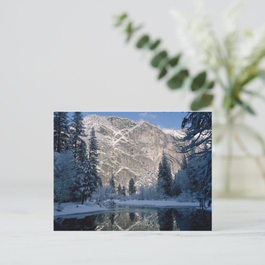 Reflecties van witte bergen briefkaart (Staand voorkant)