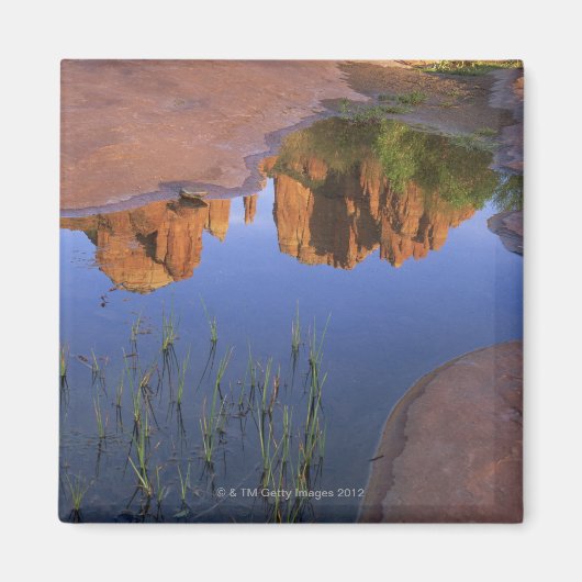 Reflection of Cathedral Rock , Sedona , Arizona Magneet (Voorkant)