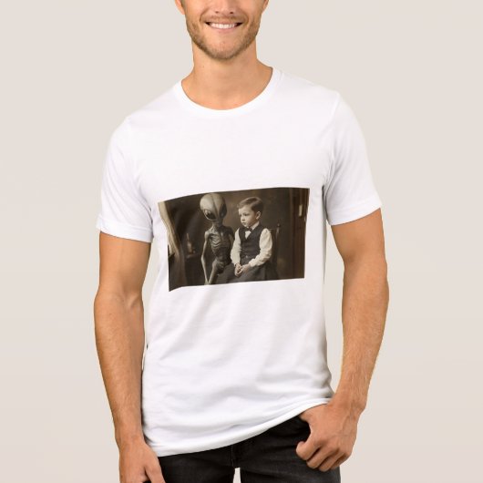 Reflections Beyond Reality T-shirt (Voorkant)