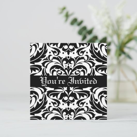 Regal Black & White Damask Scroll Invitation Kaart (Staand voorkant)