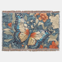 Regal Butterfly temidden van William Morris Floral