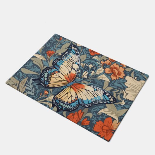 Regal Butterfly temidden van William Morris Floral Deurmat (Schuin)