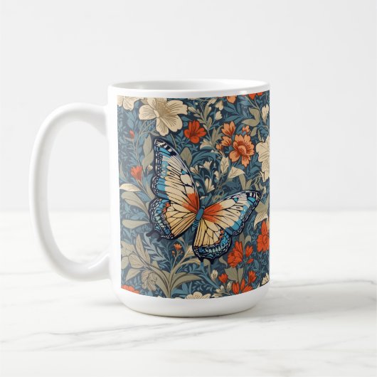 Regal Butterfly temidden van William Morris Floral Koffiemok (Links)