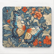 Regal Butterfly temidden van William Morris Floral