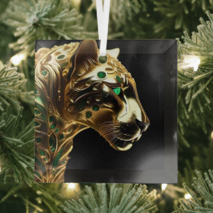 Regal Grace: De gouden jaguar versierd met smaragd Glas Ornament