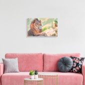 Regal Lion zonnebaden met bloemen Graphic Art Canvas Afdruk (Insitu (Woonkamer))