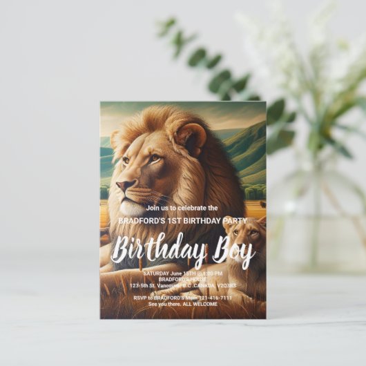 Regal Lions Roaming Birthday uitnodiging (Staand voorkant)