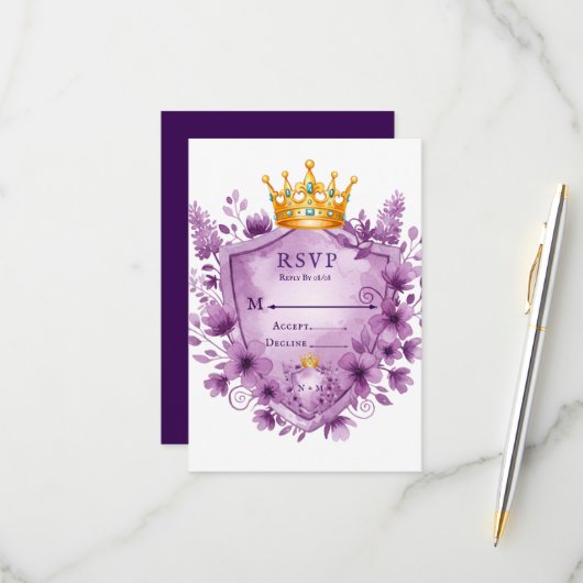 Regal Paarse Floral Crest Wedding RSVP Kaart (Voorkant / Achterkant in situ)