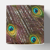 Regal Peacock Bird met verenkleed op display Bedankdoosjes (Bovenkant)
