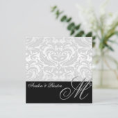 Regal Silver Monogram Damask Wedding Uitnodiging (Staand voorkant)