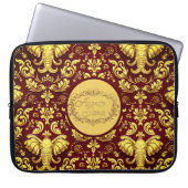 Regal Trumpeting Glory: Personalized Crimson Mara  Laptop Sleeve (Voorkant)