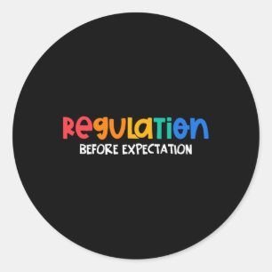 Regelgeving vóór verwachte bewustmakingscampagne v ronde sticker