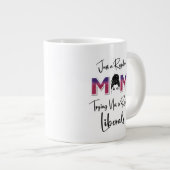 Regelmatige mam probeert de Mok van liberalen niet (Voorkant rechts)