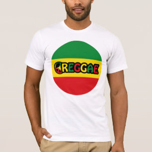 Regelontwerp met reggagevlag-kleuren t-shirt