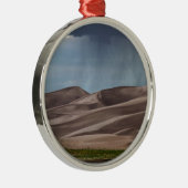 Regen op de Grote Sand Dunes Metalen Ornament (Rechts)
