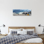 Regen over het strand van Hythe Fisherman Canvas Afdruk (Insitu (Slaapkamer))