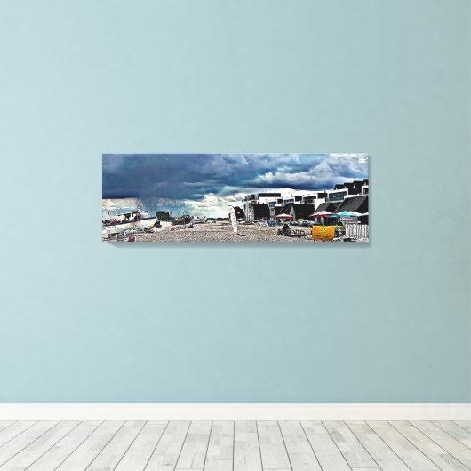 Regen over het strand van Hythe Fisherman Canvas Afdruk (Insitu (Houten vloer))