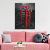 Regenacht Rode Telefooncel Stedelijk Dramatisch Canvas Afdruk (Insitu (Woonkamer))