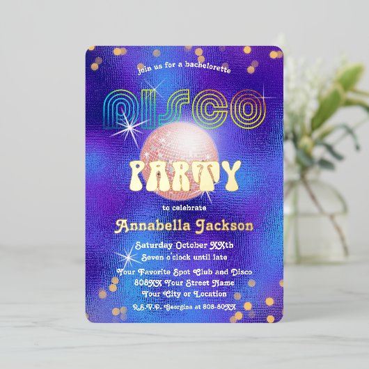 Regenboog en Goud op Funky Paarse Discofeest Folie Uitnodiging (Staand Voorkant)